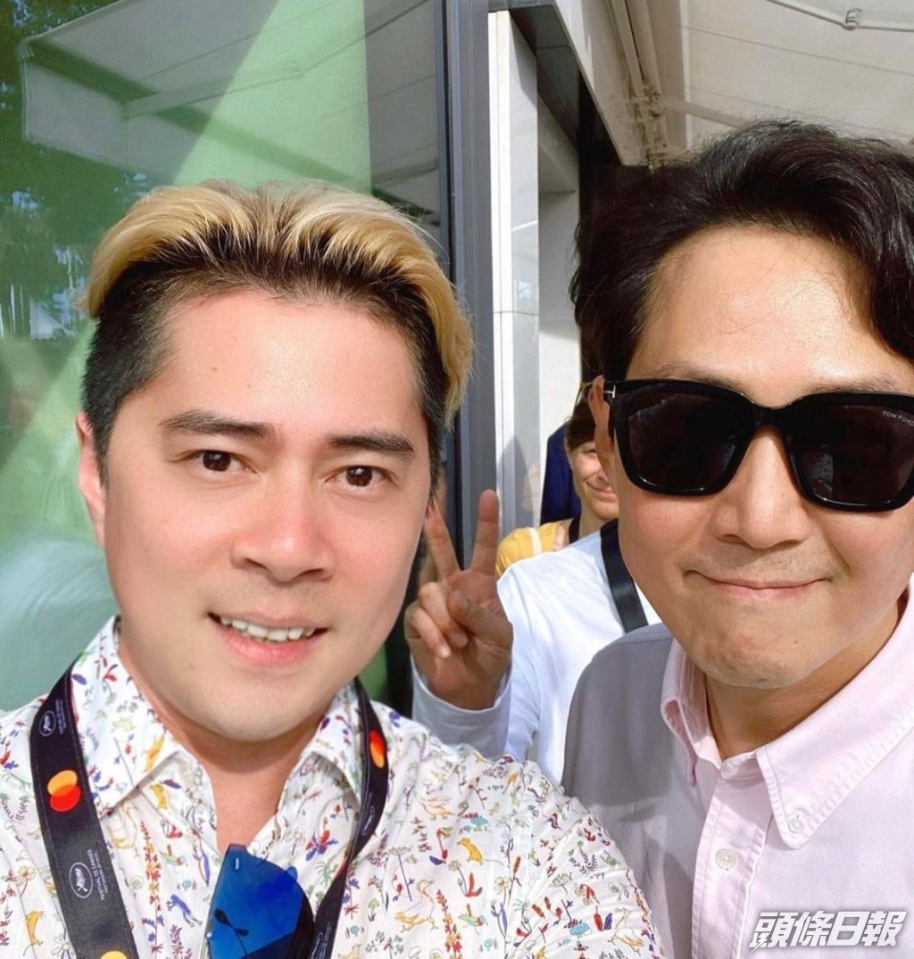 徐天佑(左)見到李政宰,即搵對方合照。
